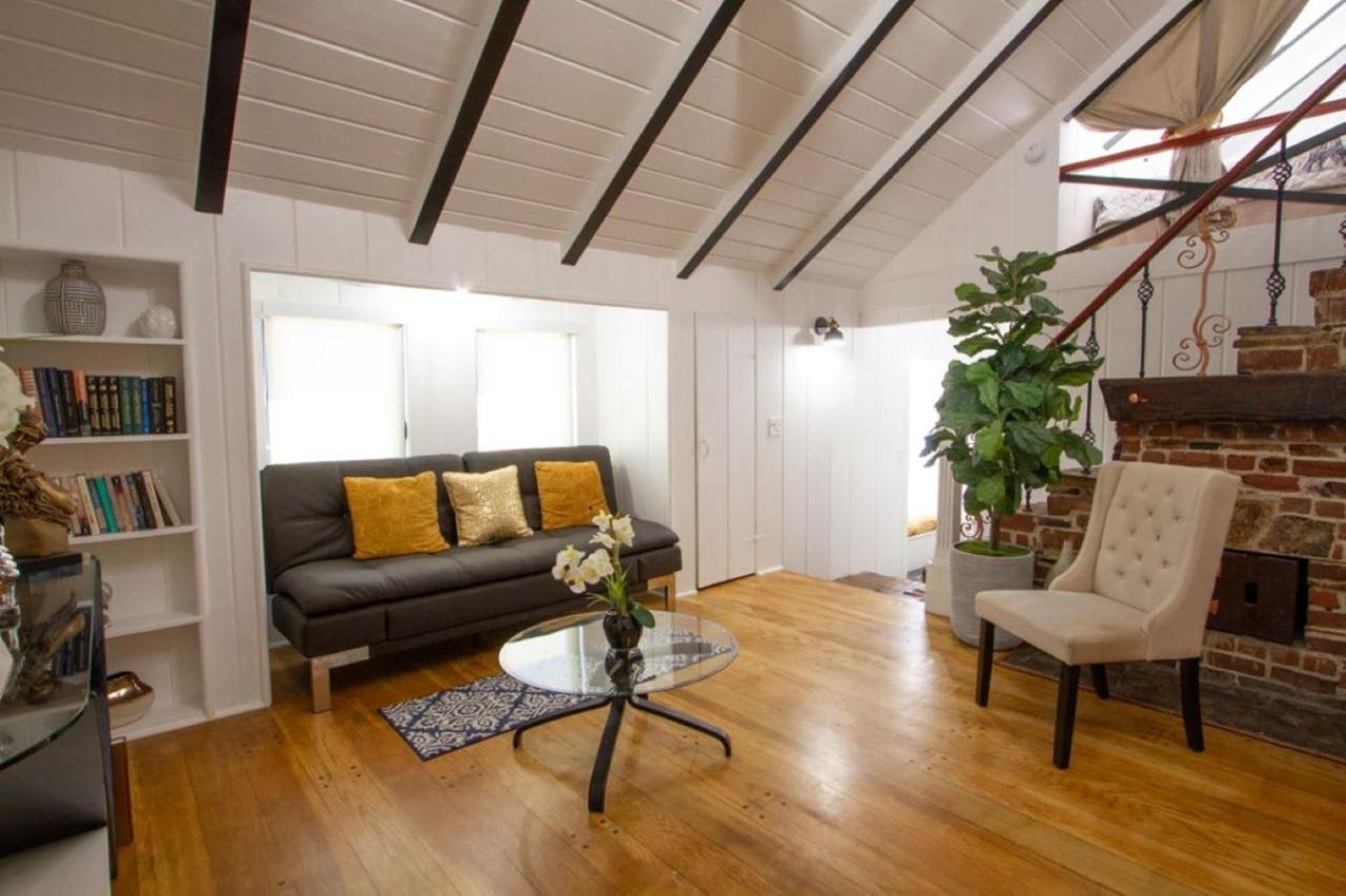 Dreamy Farmhouse In Studio City Los Angeles Bagian luar foto