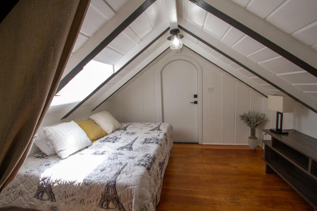 Dreamy Farmhouse In Studio City Los Angeles Bagian luar foto
