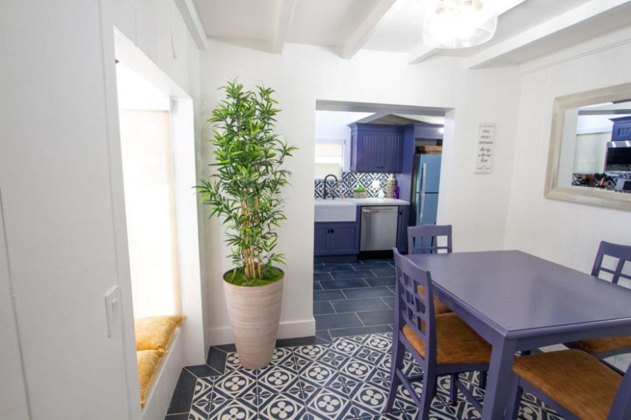 Dreamy Farmhouse In Studio City Los Angeles Bagian luar foto