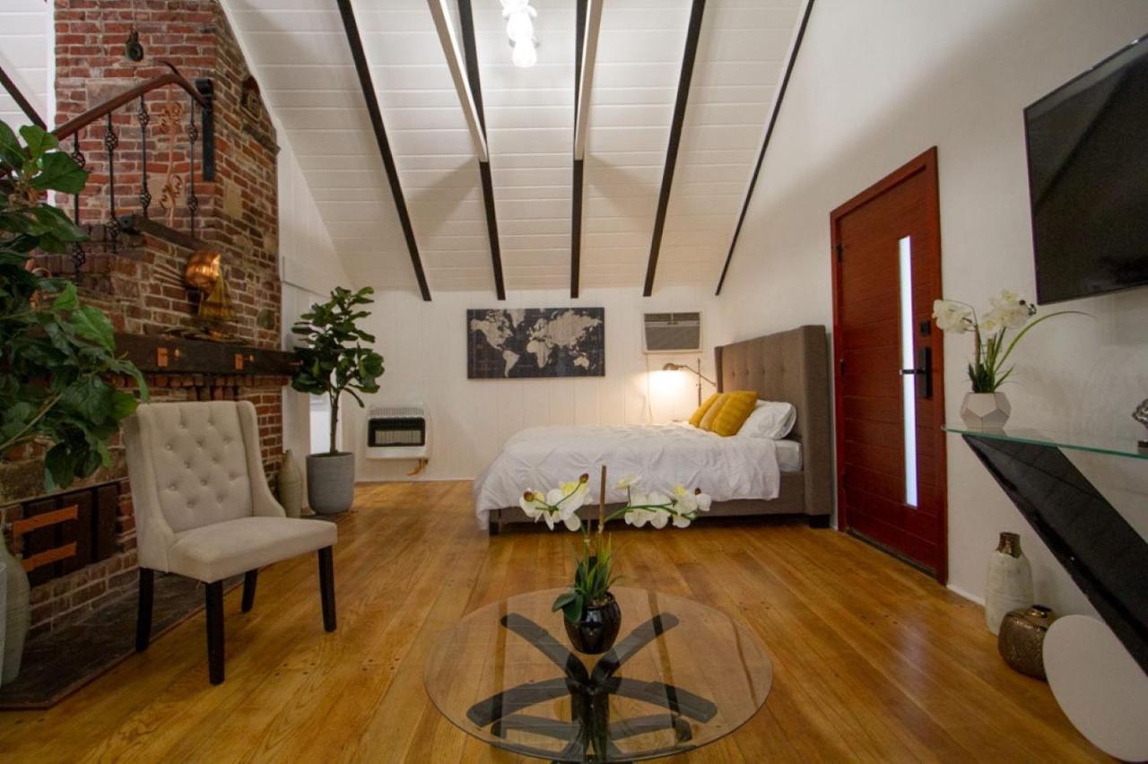 Dreamy Farmhouse In Studio City Los Angeles Bagian luar foto